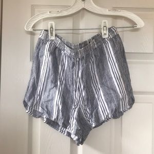 Hollister cotton flowy shorts